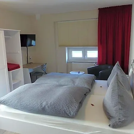 Theile Garni Hotel 3*