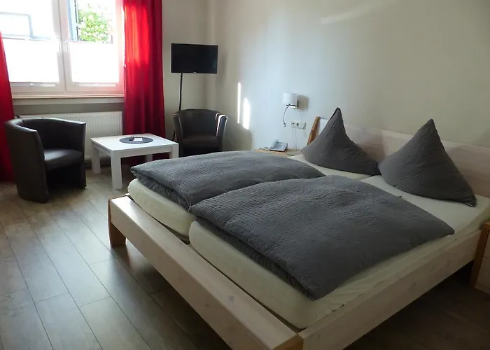 Theile Garni فندق 3*